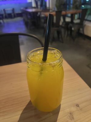 Ginger turmeric drink #Veganuary at Buddha Belly Burger in Sacramento