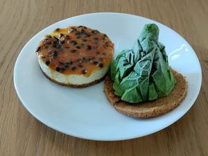 Passion fruit and matcha tarts at Umm Umm in Tainan