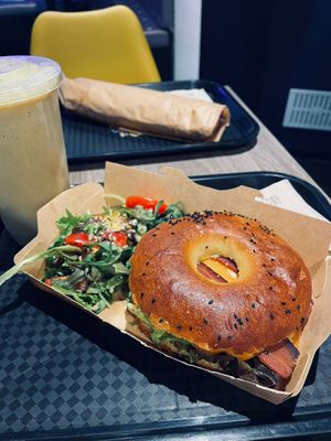   at Açaï Spot in Cannes