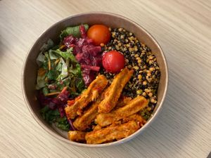 Vegan salad from Rewe, BER airportt  at BER - REWE - T1 in Berlin