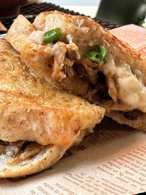 Mushroom & vegan cheese   at Cheese Madness in Pai