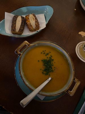 kürbis-kokos suppe  at DILL Vegan Gastronomie in Augsburg