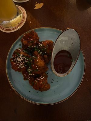 spicy blumenkohl wings  at DILL Vegan Gastronomie in Augsburg