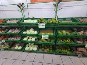 Veg at Frankies Hypermarket  in Apia
