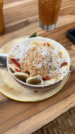 Açaí deliciousness   at Mali Thai in Olon