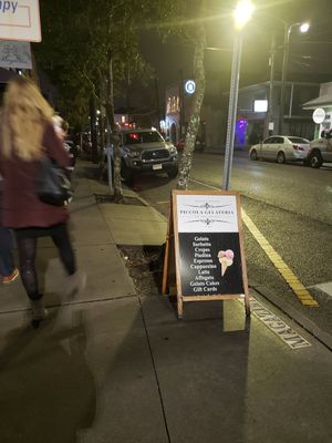 Make sure that you look for this place, around the corner from main road at Piccola Gelateria in New Orleans