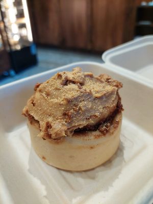 Chunky Peanut Cinnamon Roll ($ 120) at Kim Yo Pan - Vegan Bakery in Taichung