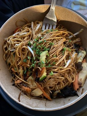 Noodles with tofu at Pattaya in Le Havre