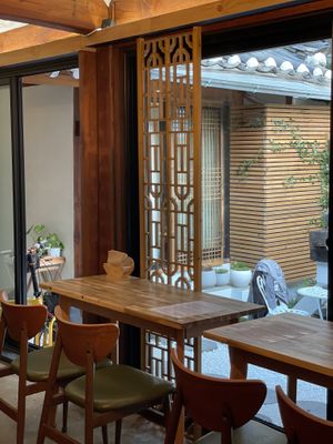 View from inside  at Vegan Insa - 비건인사 in Seoul