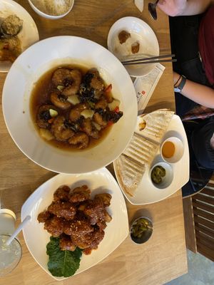 Seasoned bean chicken & kimchi quesadilla & shrimp sweet and sour soup  at Vegan Insa - 비건인사 in Seoul