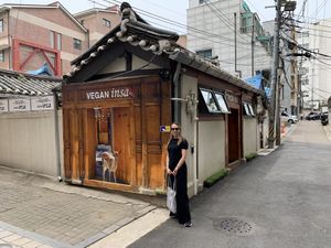 Lovely location  at Vegan Insa - 비건인사 in Seoul