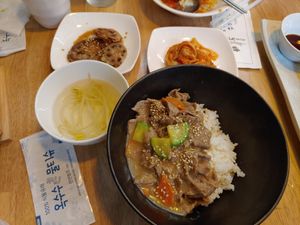 Bulgogi on rice at Vegan Insa - 비건인사 in Seoul
