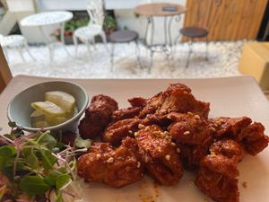 Vegan Korean BBQ ‘chicken’ (actual portion size slightly bigger than shown - I couldn’t resist before taking the photo!) at Vegan Insa - 비건인사 in Seoul