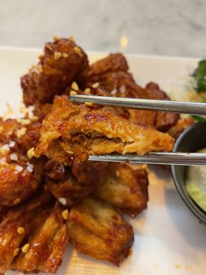 Korean chicken   at Vegan Insa - 비건인사 in Seoul