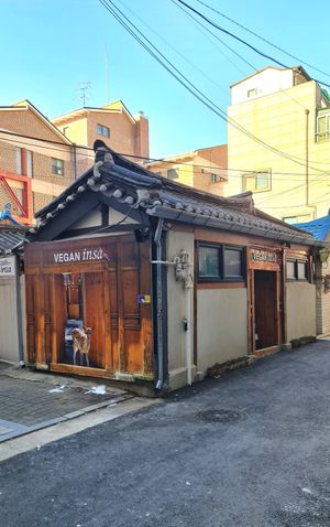 Exterior of location at Vegan Insa - 비건인사 in Seoul