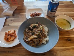 Bulgogi rice bowl at Vegan Insa - 비건인사 in Seoul