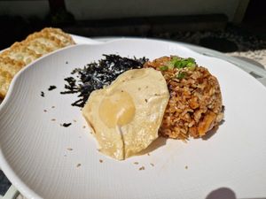 Egg Fried Kimchi Rice at Vegan Insa - 비건인사 in Seoul