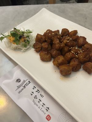 Vegan chiken  at Vegan Insa - 비건인사 in Seoul