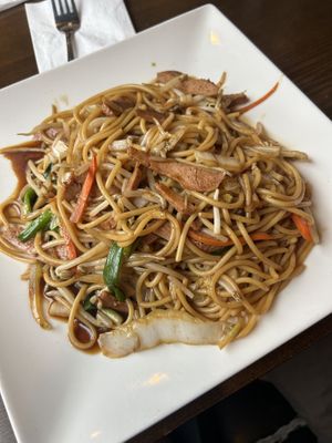 Seitan lo mein at Veggie Fun in Providence