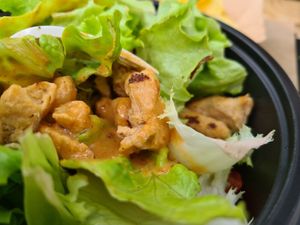 Vegan salad with Amaze chickn bits at 69 Food in Kranj