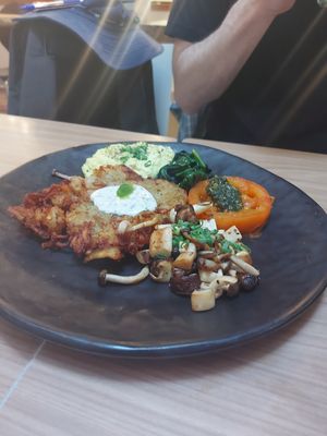 Big breakfast with added Tofu scramble at Back to Eden in Central Singapore