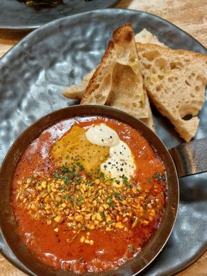 Tried their Shakshuka. Good taste, the bread could have been a bit better, but loved the flavour of dry coriander seeds on the top. Not everyone may like that, but I did. Overall g at Back to Eden in Central Singapore
