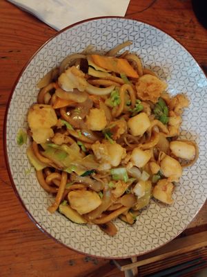 Udon tofu at Sushi Street Café in Marseille