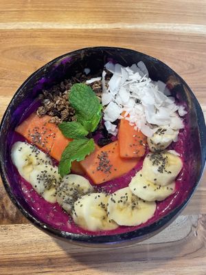 Smoothie bowl   at Made by Julia in Gianyar
