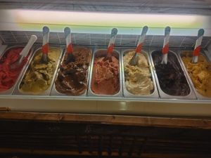 All Vegan Gelato♥ at Vegan Dalsae 달새는달만생각한다 - Maybe closed in Seoul