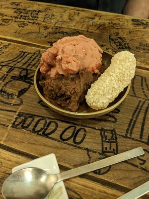 Strawberry and coffee (recommend) ice cream with a snack at Vegan Dalsae 달새는달만생각한다 - Maybe closed in Seoul