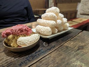 Strawberry and mango at Vegan Dalsae 달새는달만생각한다 - Maybe closed in Seoul