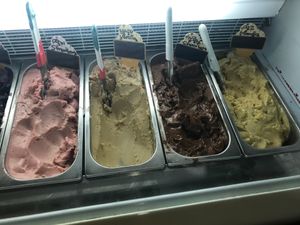 vegan ice cream  at Vegan Dalsae 달새는달만생각한다 - Maybe closed in Seoul