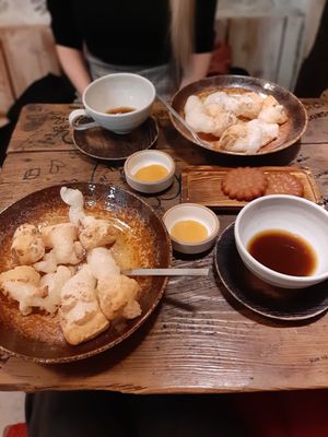 Fried Rice cake, jujube tea, "honey" rice cake at Vegan Dalsae 달새는달만생각한다 - Maybe closed in Seoul