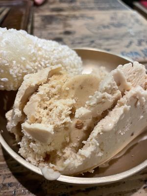   at Vegan Dalsae 달새는달만생각한다 - Maybe closed in Seoul