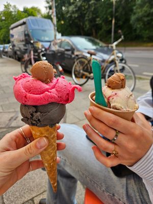  at Eisbrunnen - Vegan Ice Cream in Munich