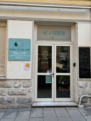 Exterior  at Mange.Voyage.Aime in Nice