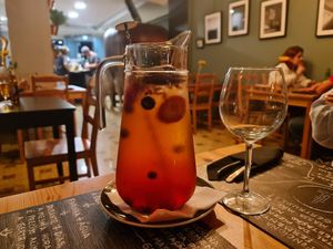 Sparkling wine sangria at A Tal da Pizza in Sao Joao Da Madeira