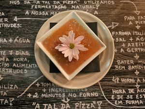 "Troca Tintas" - leite creme de avelã com cumaru (fava tonka) 😋😋 at A Tal da Pizza in Sao Joao Da Madeira