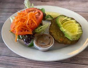 veggie burger with avocado at JuiceBerry in Boynton Beach