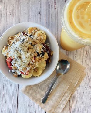 açai bowl at JuiceBerry in Boynton Beach