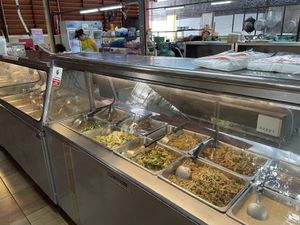 The buffet  at Tawanthong Restaurant and Shop in Khon Kaen