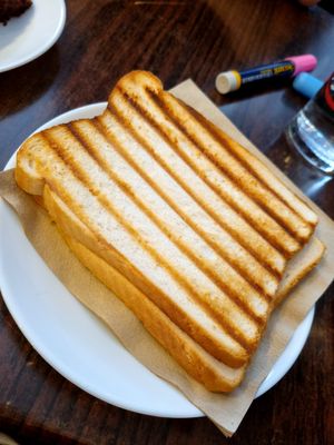 Vegan cheese + sundried tomato toastie at Over The Rainbow in York