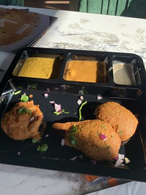 Onion bahji   at Veg Nation  in Utrecht