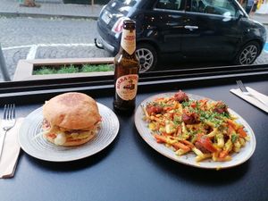Neeko burger&fries with meet balls at Street Food in Sofia