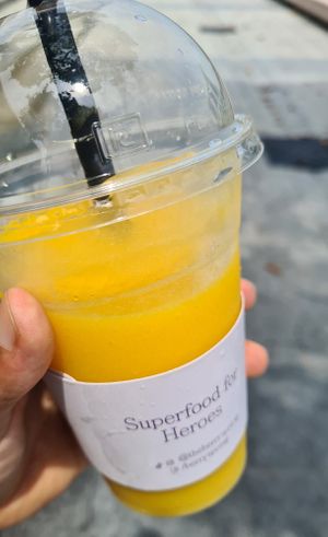 Thai mango fruit smoothie at The BerrySpot - Esplanade in Central Singapore
