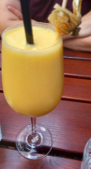 #205 mango lassi 5,20€ at The Vegan Monkey in Berlin