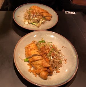 Vegane Ente mit Glas--Nudeln und Gemüse   at The Vegan Monkey in Berlin