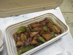 Aubergine, potato & peppers. #Veganuary at Zǎozǐ Shù - Vegetarian Life Style - JiangNing in Shanghai