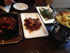 a mushroom dish, chicken + peanuts dish, pork + cauliflower, beans at Zǎozǐ Shù - Vegetarian Life Style - JiangNing in Shanghai