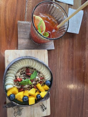 Cliff Bowl 220 THB, iced Thai Lemon tea   at TAN HOSTEL x CAFE in Ao Nang